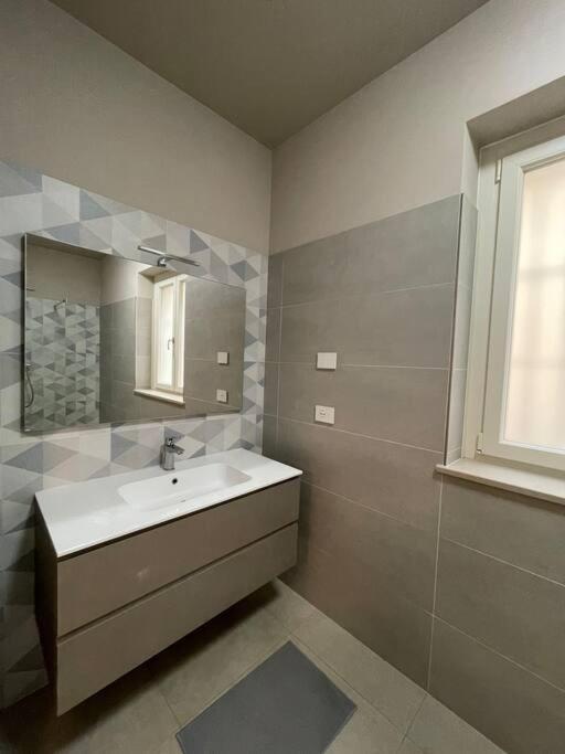 Locanda Del Bricco Pt Cisterna d'Asti Luaran gambar